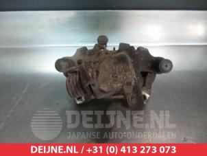 Nissan Primera Remklauw (Tang) rechts-achter O376907 foto 2