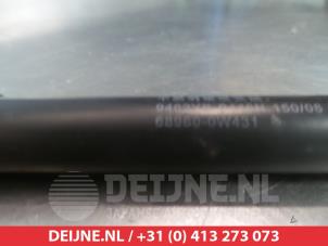 Toyota Prius Rear gas strut, left O294390 photo 2