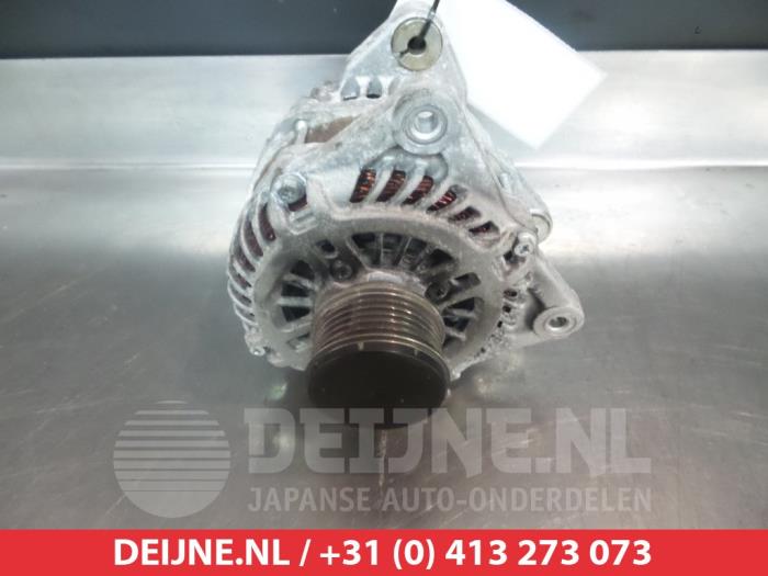 Gebruikte Dynamo Nissan Note (E12) 1.5 dCi 90 Prijs € 45,00 Margeregeling aangeboden door V.Deijne Jap.Auto-onderdelen BV