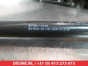 Hyundai IX20 Gasdemper rechts-achter O294753 foto 2