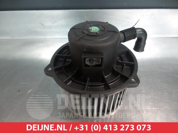 Hyundai Coupe Heating and ventilation fan motor O366954