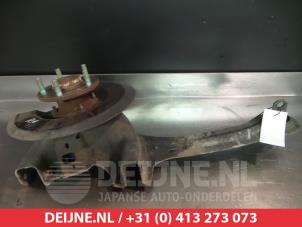 Gebruikte Fusee rechts-achter Mazda 3 Sport (BL14/BLA4/BLB4) 1.6i MZR 16V Prijs € 50,00 Margeregeling aangeboden door V.Deijne Jap.Auto-onderdelen BV