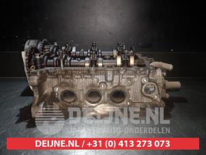 Daihatsu Cuore Cilinderkop O352344 foto 2