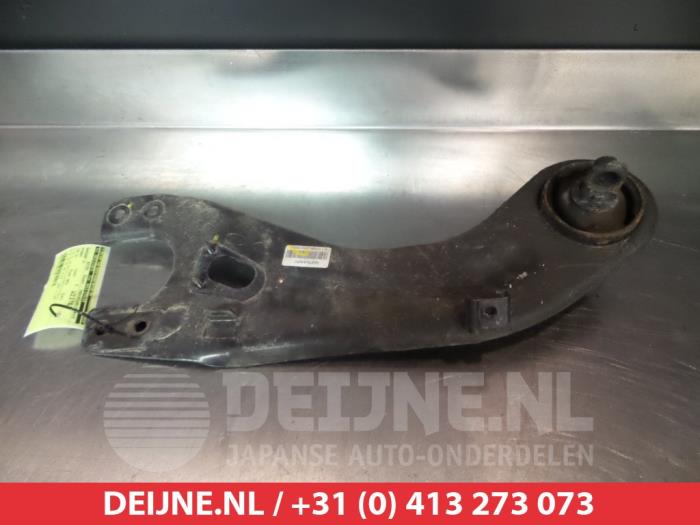 Hyundai I30 Draagarm links-achter O383234