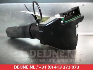 Nissan Navara Wiper switch O309780 photo 2