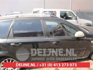 Gebruikte Deurruit 4Deurs rechts-achter Chevrolet Nubira Wagon (J100) 1.6 16V Prijs € 35,00 Margeregeling aangeboden door V.Deijne Jap.Auto-onderdelen BV