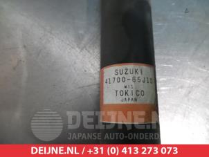 Suzuki Grand Vitara Schokdemper rechts-achter O379752 foto 2