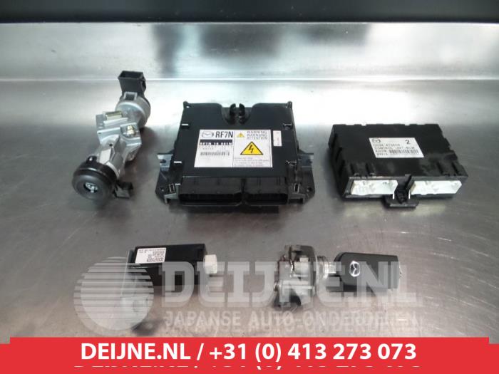 Mazda 5 Slotenset Cilinder (compleet) O277809