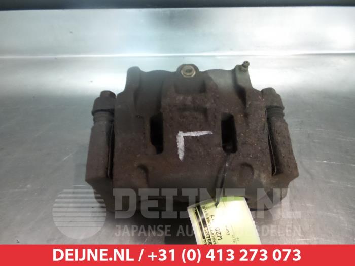 Kia Carnival Remklauw (Tang) links-voor O325025