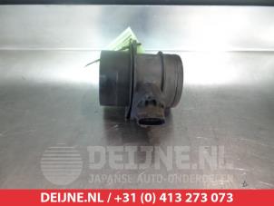 Gebruikte Luchthoeveelheidsmeter Ssang Yong Kyron 2.0 M 200 Xdi 16V 4x2 Prijs € 25,00 Margeregeling aangeboden door V.Deijne Jap.Auto-onderdelen BV