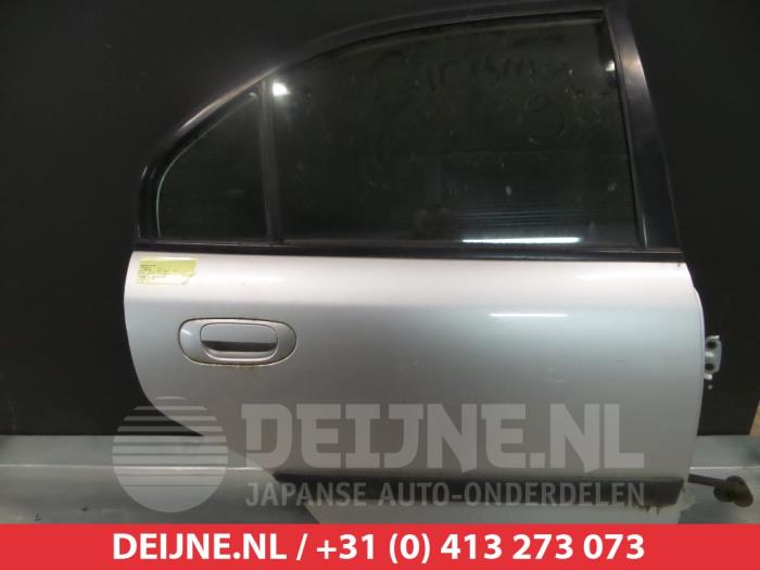Mitsubishi Carisma Rear door 4-door, right O286458