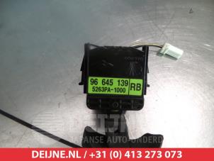 Chevrolet Epica Ruitenwis Schakelaar O309409 foto 2