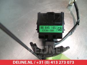 Chevrolet Epica Light switch O306519 photo 2