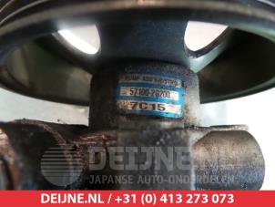 Kia Magentis Stuurbekrachtiging Pomp O331354 foto 2