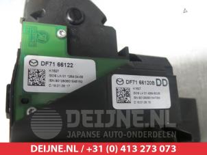 Mazda 2 Licht Schalter O306547 foto 3