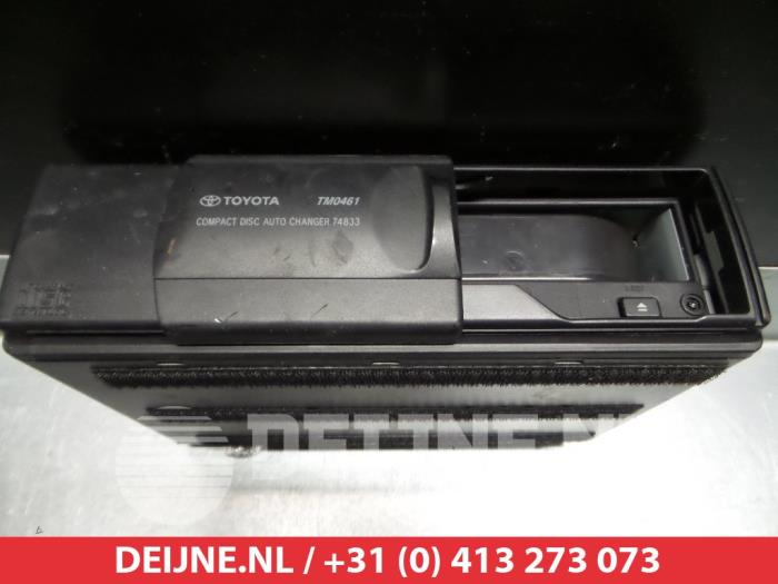 Toyota MR II CD Wisselaar O313676