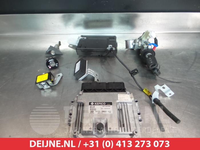 Hyundai I30 Computer Motormanagement O344228