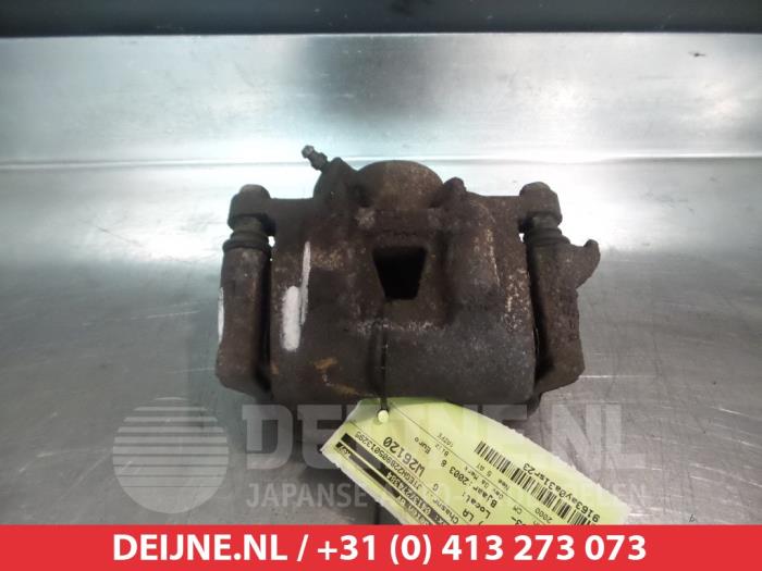 Toyota Avensis Verso Bremszange links hinten O376610