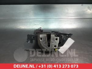Toyota Yaris Türschlossmechanik 2-türig links O279120 foto 2