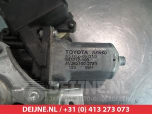 Toyota Yaris Window mechanism 2-door, front left O275452 photo 2