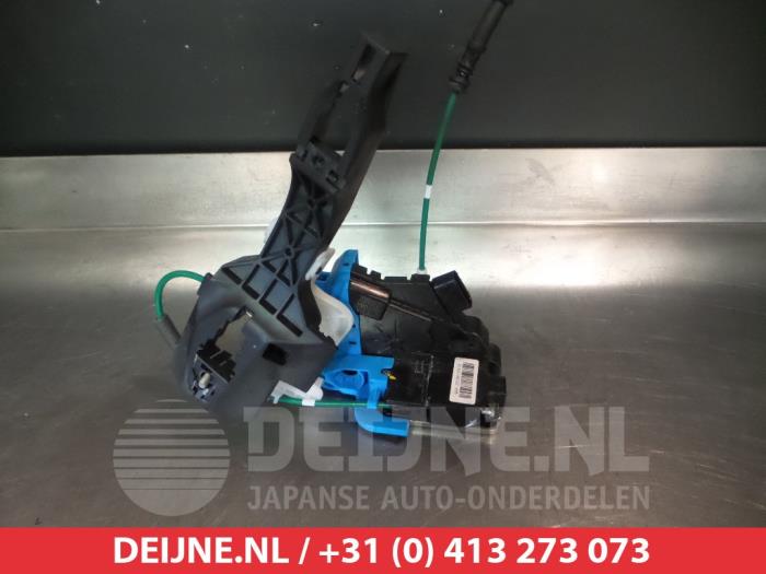 Hyundai I30 Deurslot Mechaniek 4Deurs rechts-achter O281361