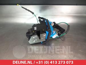 Hyundai I30 Deurslot Mechaniek 4Deurs rechts-achter O281361 foto 3