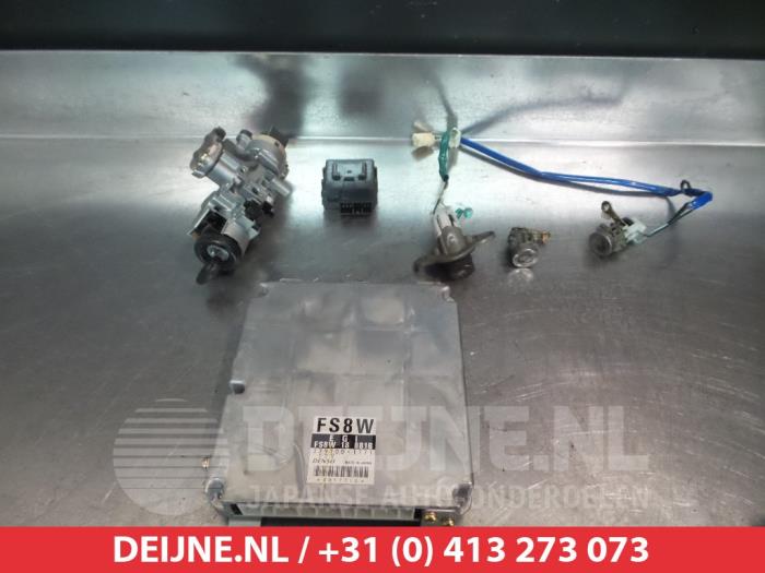 Gebruikte Computer Motormanagement Mazda Premacy 2.0 16V Prijs € 75,00 Margeregeling aangeboden door V.Deijne Jap.Auto-onderdelen BV