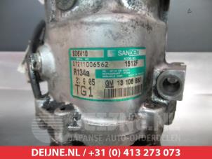 Suzuki Swift Air conditioning pump O347607 photo 2
