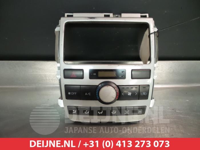 Toyota Avensis Verso Heizung Bedienpaneel O306361