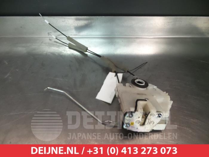 Honda FR-V Door lock mechanism 4-door, front left O279730