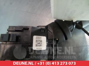Nissan Navara Ruitenwis Schakelaar O309771 foto 2