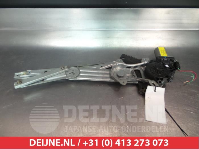 Nissan Micra Ruitmechaniek 4Deurs links-voor O275696