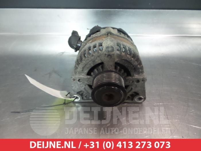 Gebruikte Dynamo Suzuki Grand Vitara II (JT) 1.9 DDiS Prijs € 40,00 Margeregeling aangeboden door V.Deijne Jap.Auto-onderdelen BV