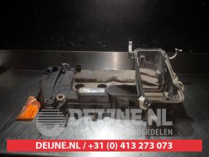Daihatsu Sirion Rocker cover O353073 photo 3