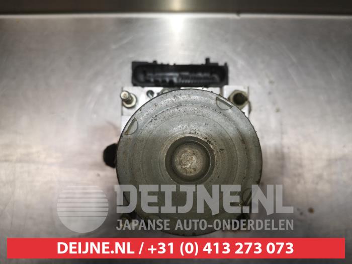 Gebruikte ABS Pomp Nissan Primera (P12) 1.9 dCi Prijs € 50,00 Margeregeling aangeboden door V.Deijne Jap.Auto-onderdelen BV