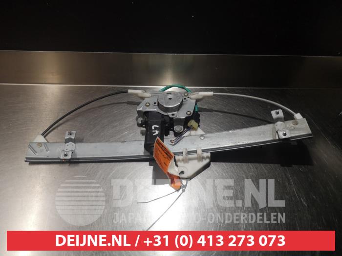 Daewoo Nubira Rear door window mechanism 4-door, left O290613