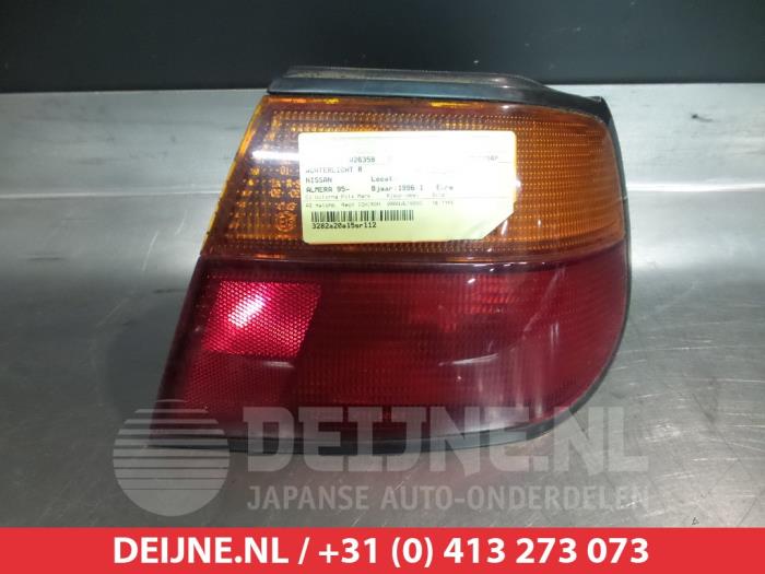 Nissan Almera Achterlicht rechts O299191