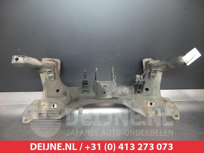 Gebruikte Subframe Kia Shuma II Prijs € 25,00 Margeregeling aangeboden door V.Deijne Jap.Auto-onderdelen BV