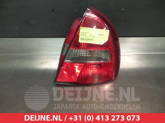 Mitsubishi Carisma Achterlicht rechts O299700