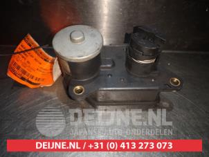 Gebruikte Wervelklep motor Hyundai Santa Fe II (CM) 2.2 CRDi 16V 4x2 Prijs € 35,00 Margeregeling aangeboden door V.Deijne Jap.Auto-onderdelen BV