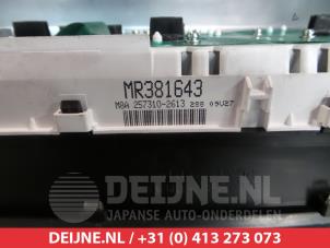 Mitsubishi Pajero Tacho - Kombiinstrument KM O304790 foto 3