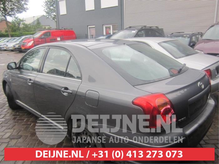 Toyota Avensis Achterklep O296646