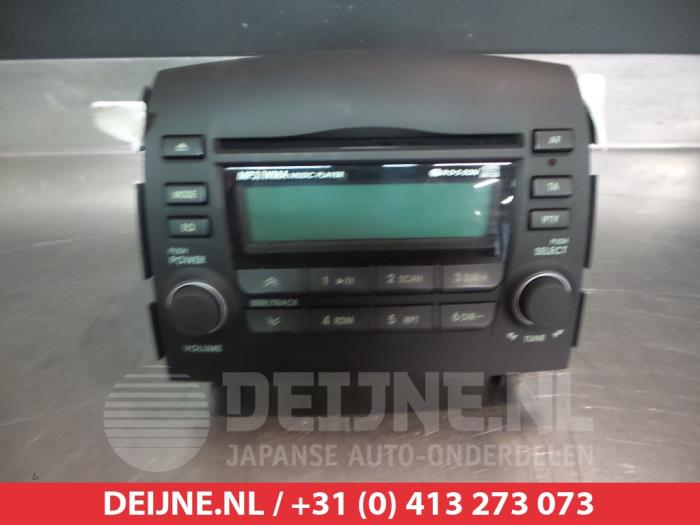 Hyundai Sonata Radio O312866