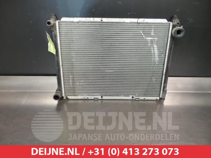 Gebruikte Radiateur Nissan Micra (K12) Prijs € 50,00 Margeregeling aangeboden door V.Deijne Jap.Auto-onderdelen BV