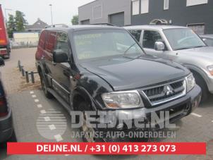 Mitsubishi Pajero Portier 4Deurs rechts-achter O286528 foto 2