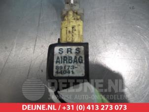Toyota Avensis Verso Airbag Sensor O334559 foto 2