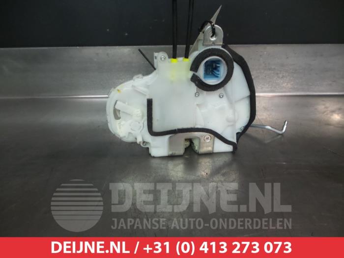 Honda Accord Deurslot Mechaniek 4Deurs rechts-voor O281064