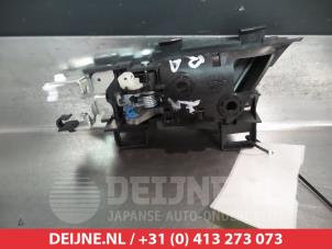 Honda Accord Portiergreep 4Deurs rechts-achter O292002 foto 2