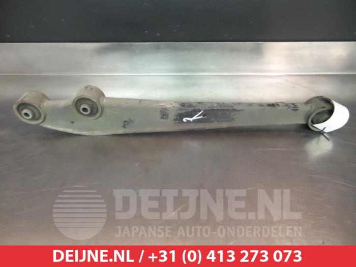 Nissan Pixo Draagarm rechts-achter O384198