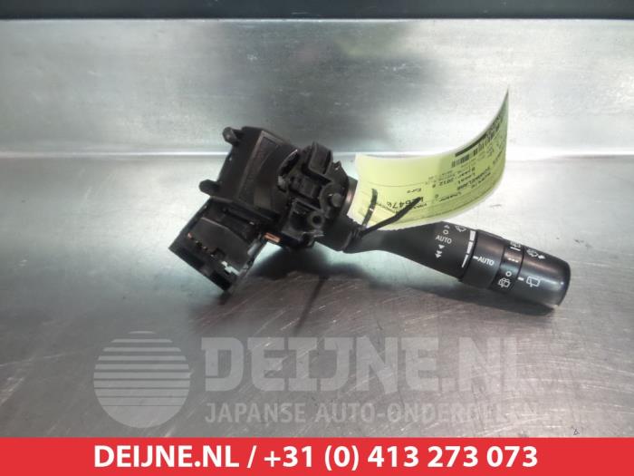 Toyota Yaris Ruitenwis Schakelaar O310528